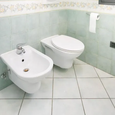 Dei Pini アパートホテル