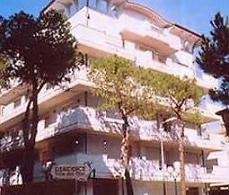 Hotel apartamentowy Dei Pini