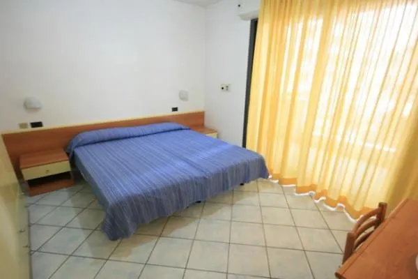 Apartahotel Dei Pini 3*