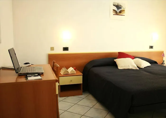 Apartahotel Dei Pini